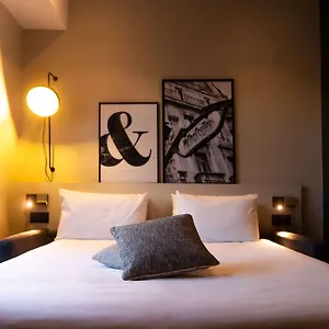 4* Отель Mercure Tour Eiffel Pont Mirabeau