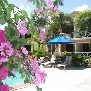 https://buccaneer-beach-club-antigua.comcaribbean.com