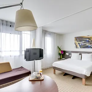 4* Отель Novotel Montreuil Vincennes